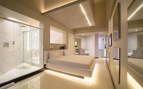 Motel Platinum